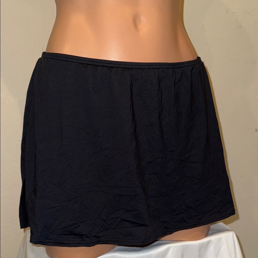 NWT Coco Reef bikini skirted bottom swim skirt size M